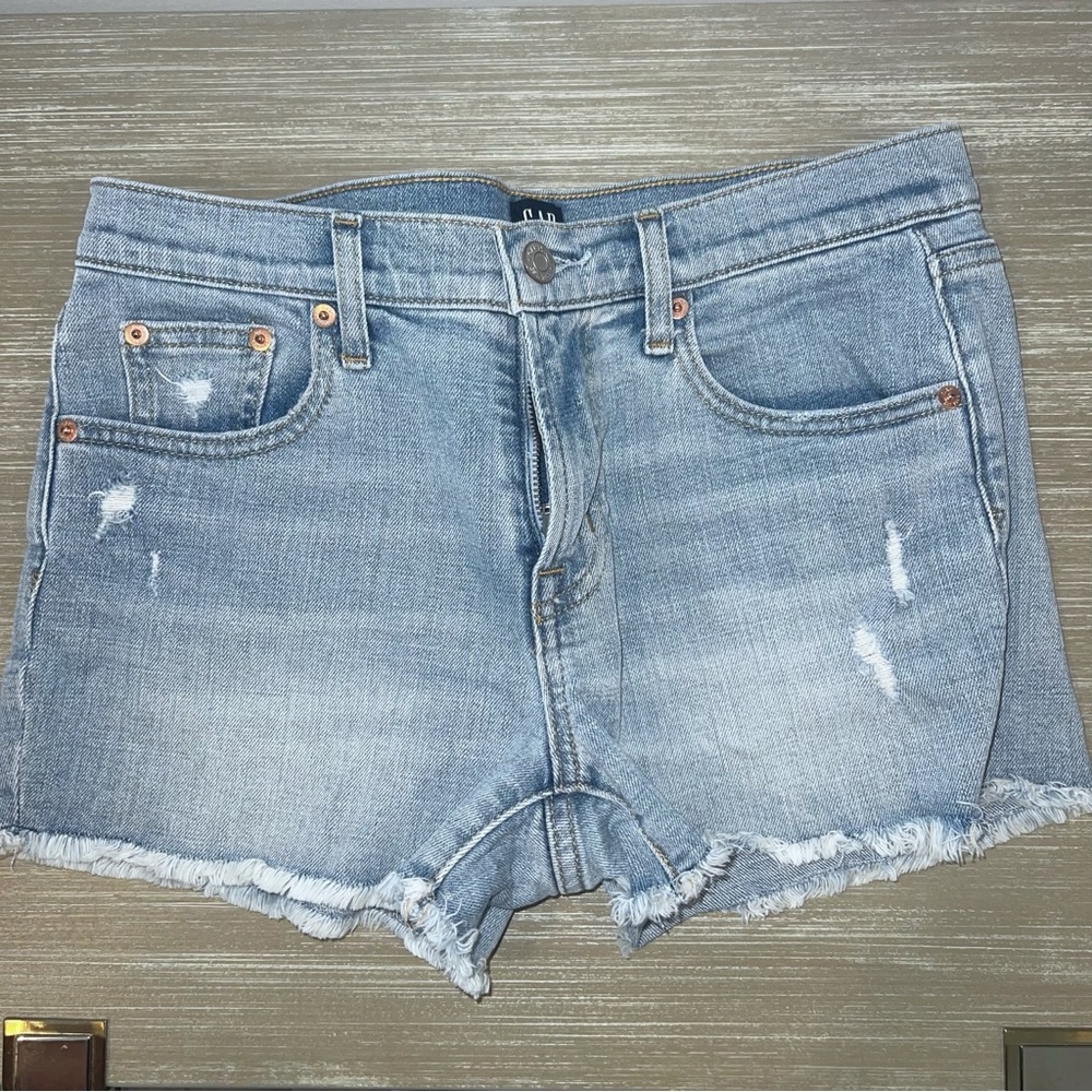 GAP Women's Light Blue Distressed Jean Shorts- NWOT